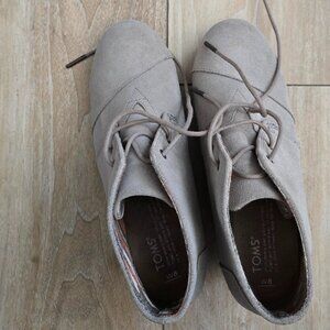 TOMS Desert Wedge Lace-Up Suede Boots Booties Taupe Beige Women’s Size 8